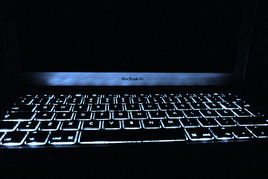 macbookair安装win10键盘灯