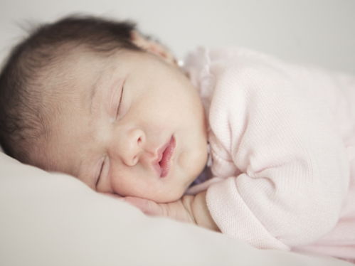 表情 要健康宝宝夏天睡觉穿啥很重要 宝宝睡眠 表情 