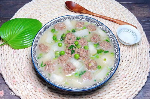 萝卜肉丸汤（10分钟快手菜）的做法-图1