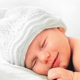 四个月的宝宝发烧怎么办，四个月宝宝发烧一直处于37.5度怎么办