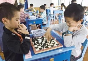 围棋,中国象棋和国际象棋,究竟该让孩子选学什么棋好呢