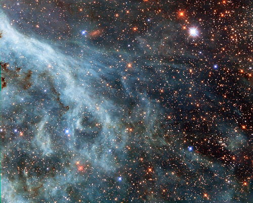 哈勃望远镜观测摩羯座 哈勃望远镜看到的星系