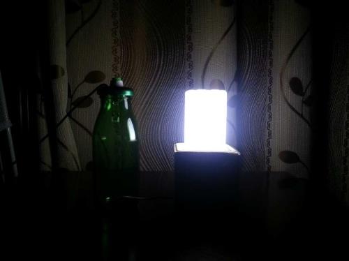 酸奶瓶子打造超简单实用的LED小夜灯做法图解