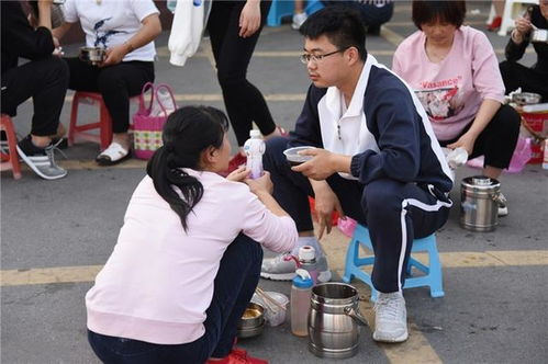 孩子高考前焦虑了,怎么办 家长别着急,三招教你轻松应对