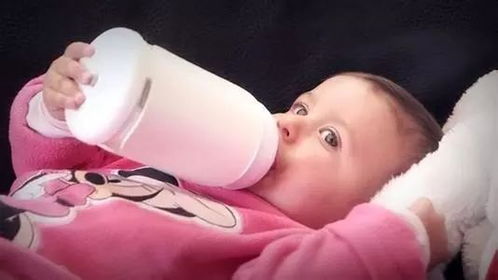 四个月宝宝不爱吃奶，四个月宝宝不爱吃奶怎么办