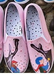 男生可以穿粉色的鞋子吗 