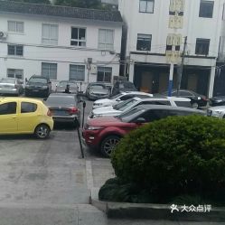 温州市附属一医免费停车场,温州市新一医地址,我想开车去,不知道导航那个是?