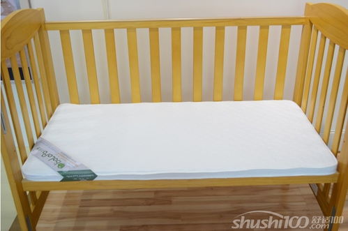 婴儿床床垫(婴儿床床垫什么材质好)