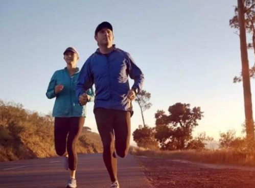 每天跑步的人与每天健身的人,肌肉和身体会有什么差别