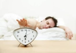 八大怪异睡眠综合症 梦游嗜食症患者体重猛增 