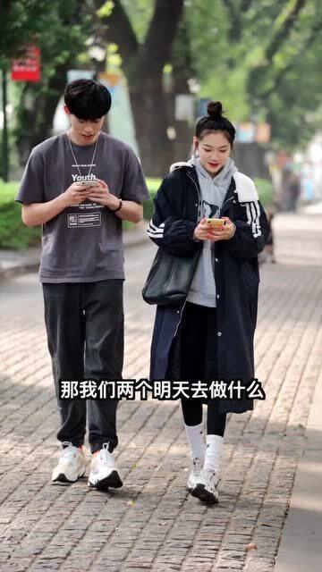 男朋友脚踏两只船,内心还没有一点波澜,我真是服了呀 