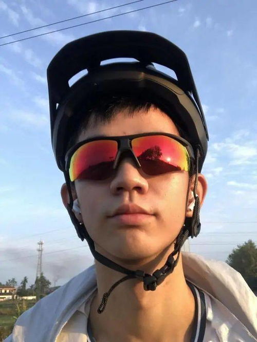 24天2300公里 19岁小伙骑着自行车,从四川到浙江上大学