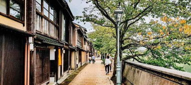 旅游 日本金泽是一个迷人的城市,被称为 小京都 