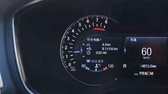 2.0T 8AT,这台旗舰大轿车,低调的人就买它