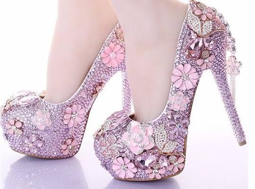 十二星座最高贵的新娘水晶鞋,穿上它会让灰姑娘都黯然失色