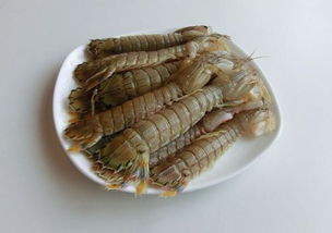 南方水稻田里有一种虫子,长的有点像皮皮虾的,叫什么名字 