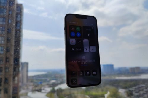 iPhone 13磁吸配件,耐尔金套装上手体验 再见了,苹果原装