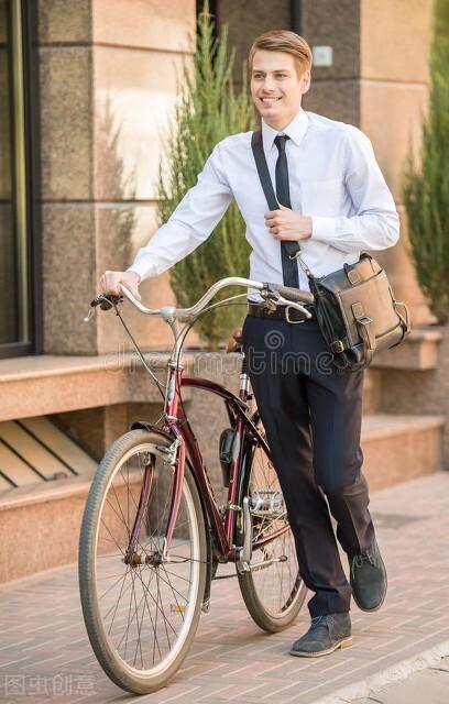 专家建议骑车上班(上班10公里骑自行车能起到锻炼身体)
